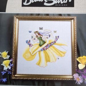 Black Swan DAFFODIL Cross Stitch Pattern Retired Fairy Flower Angel VTG Weaver
